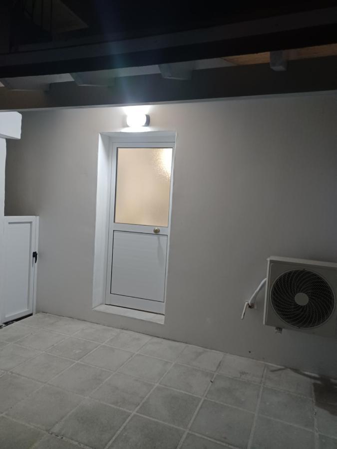 Andri' S Place Paphos Buitenkant foto